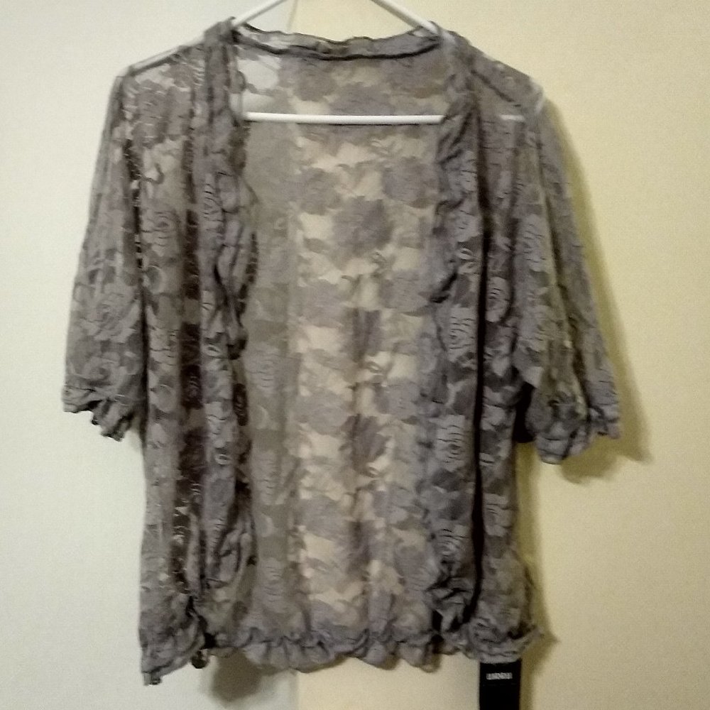 NWT ~URRU Women's Lace Crochet Cardigan Ruffle Half Sleeve Open Front (One Size)